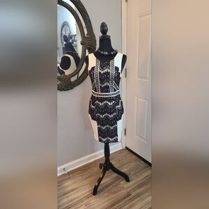 Mustard seed black and white